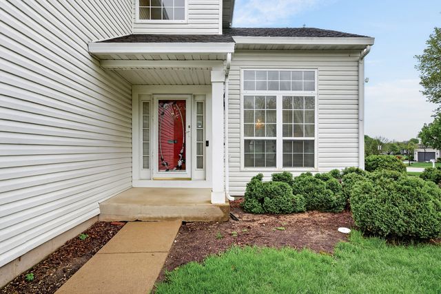 320 Starwood Pass, Lake In The Hills, IL 60156