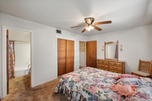 812 N Wright Avenue, Kerens, TX 75144