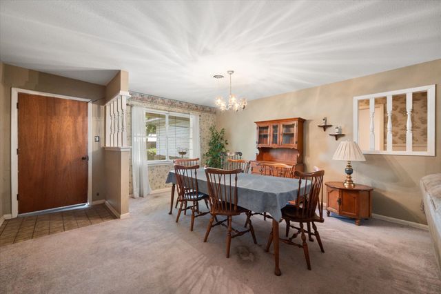 812 N Wright Avenue, Kerens, TX 75144