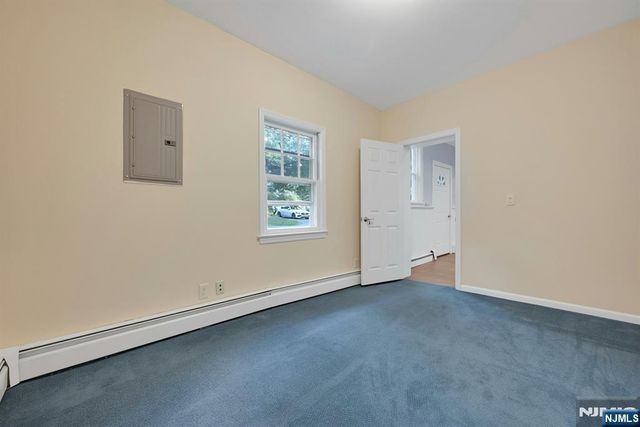 288 Van Dien Avenue D, Ridgewood, NJ 07450