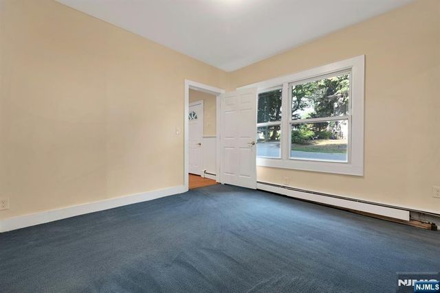 288 Van Dien Avenue D, Ridgewood, NJ 07450