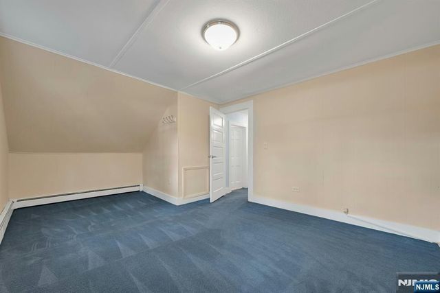 288 Van Dien Avenue D, Ridgewood, NJ 07450