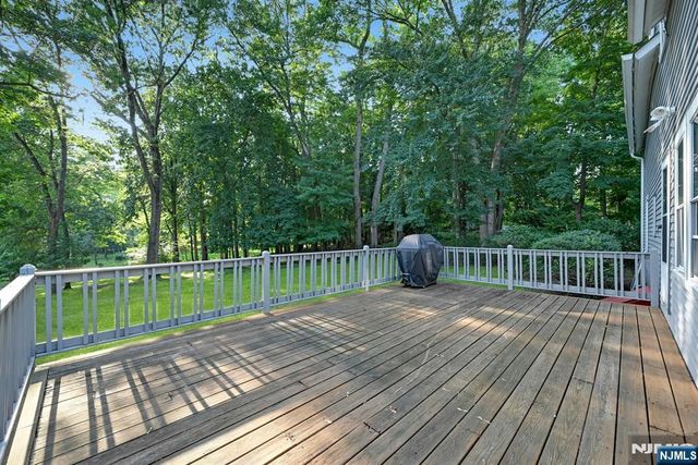 288 Van Dien Avenue D, Ridgewood, NJ 07450