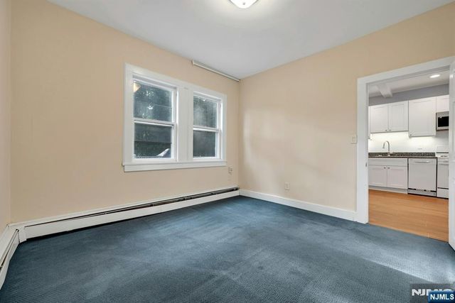 288 Van Dien Avenue D, Ridgewood, NJ 07450