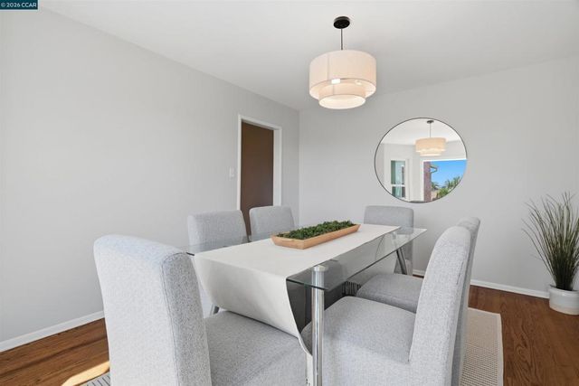 961 Arlington Avenue, Berkeley, CA 94707