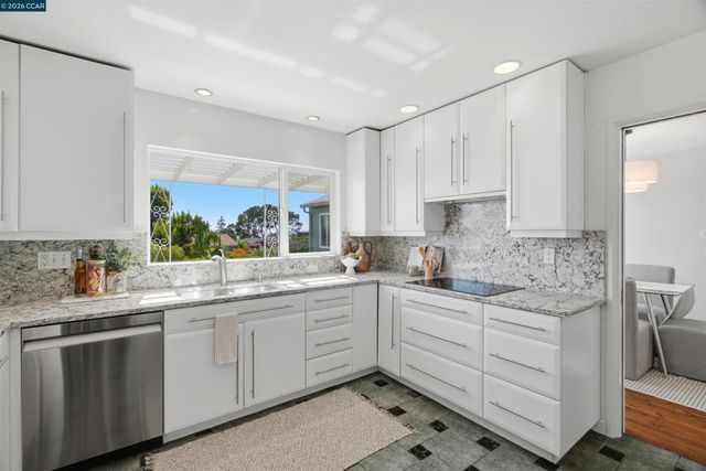 961 Arlington Avenue, Berkeley, CA 94707