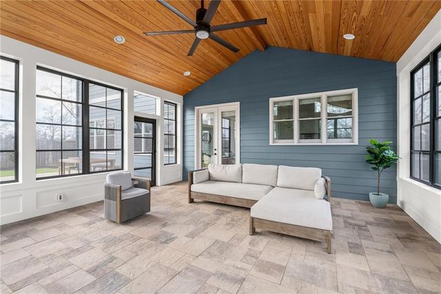 1979 Dunwoody NE Street, Atlanta, GA 30317