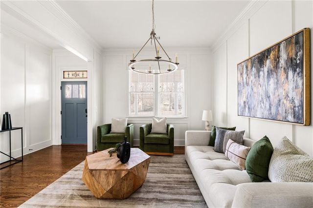 1979 Dunwoody NE Street, Atlanta, GA 30317