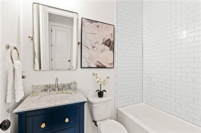 1979 Dunwoody NE Street, Atlanta, GA 30317