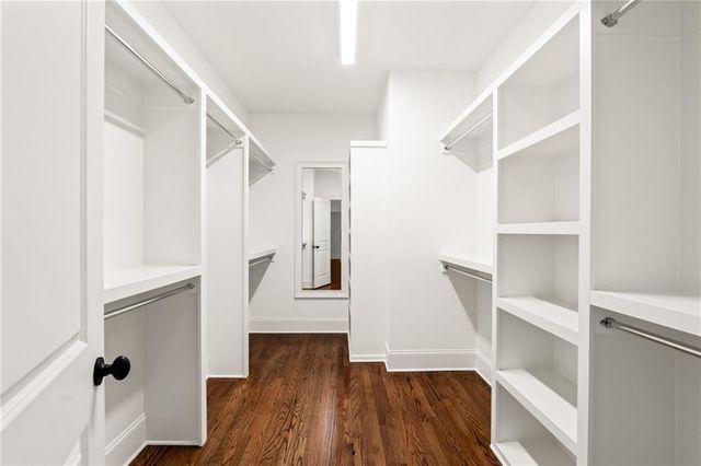 1979 Dunwoody NE Street, Atlanta, GA 30317