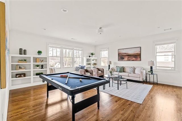 1979 Dunwoody NE Street, Atlanta, GA 30317