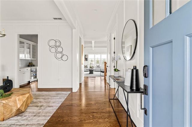 1979 Dunwoody NE Street, Atlanta, GA 30317