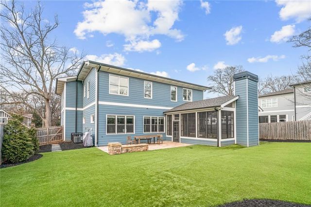 1979 Dunwoody NE Street, Atlanta, GA 30317