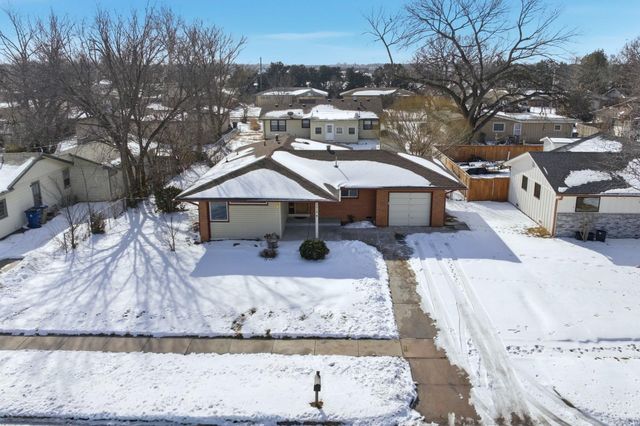 2019 W 24th St N, Wichita, KS 67204