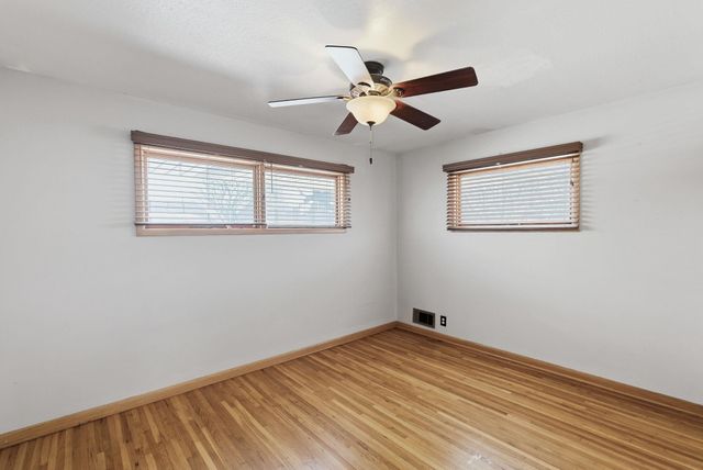 2019 W 24th St N, Wichita, KS 67204