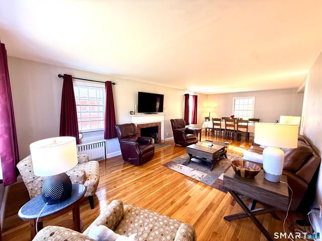 7 Taylor Drive, Norwich, CT 06360