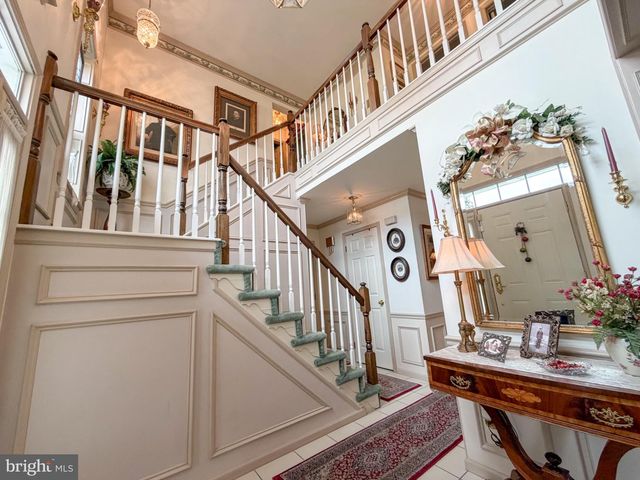 40 GREEN MEADOW DR, Langhorne, PA 19047