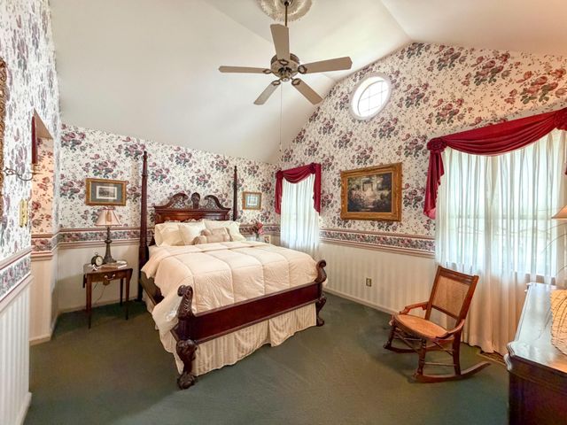 40 GREEN MEADOW DR, Langhorne, PA 19047