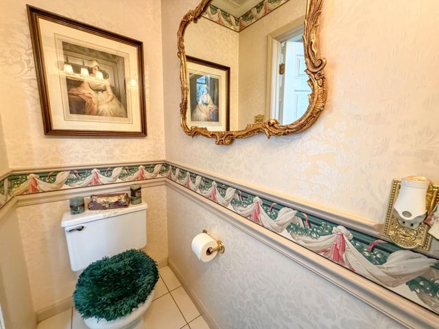 40 GREEN MEADOW DR, Langhorne, PA 19047