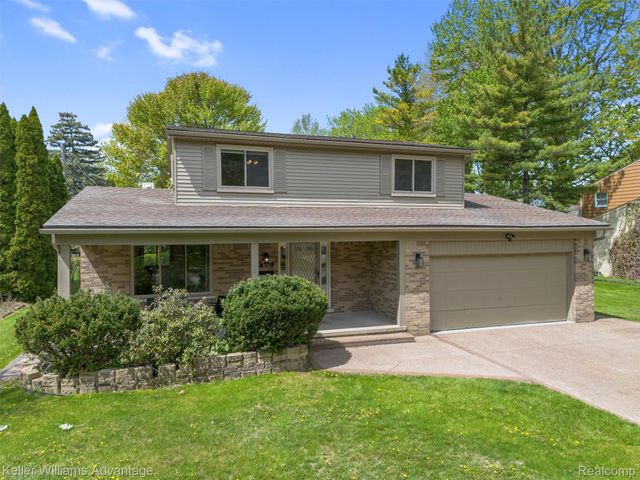 4061 Middlebury Drive, Troy, MI 48085