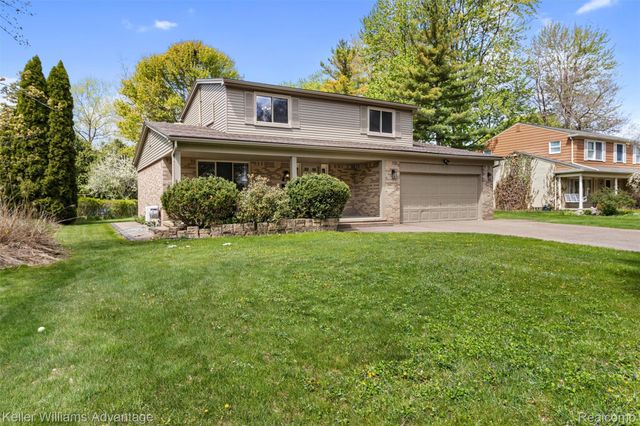 4061 Middlebury Drive, Troy, MI 48085
