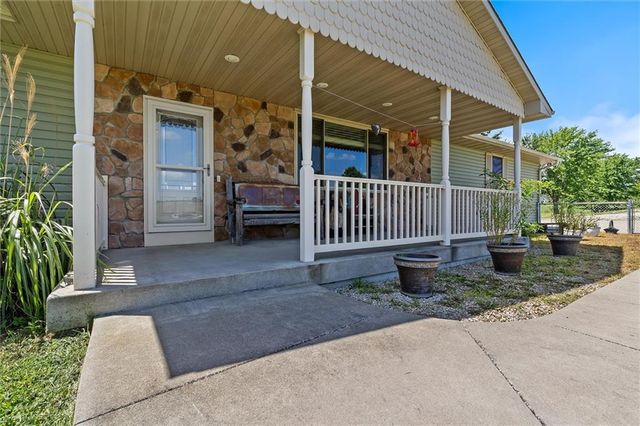 39803 K Highway, Richmond, MO 64085