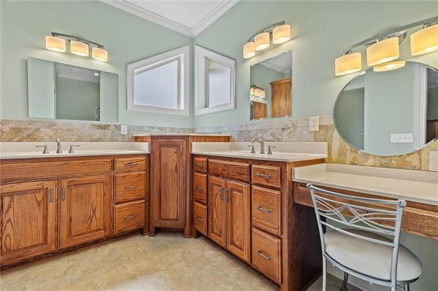 39803 K Highway, Richmond, MO 64085
