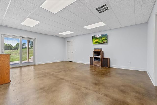 39803 K Highway, Richmond, MO 64085