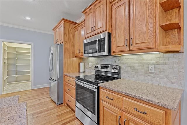 39803 K Highway, Richmond, MO 64085