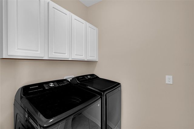 7451 FAIRGROVE AVENUE, Windermere, FL 34786