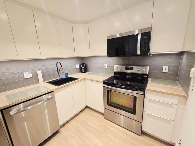800 W Ave 618 618, Miami Beach, FL 33139