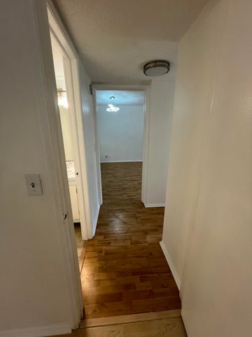 9470 Live Oak Place 204, Davie, FL 33324