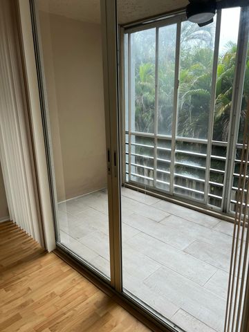 9470 Live Oak Place 204, Davie, FL 33324