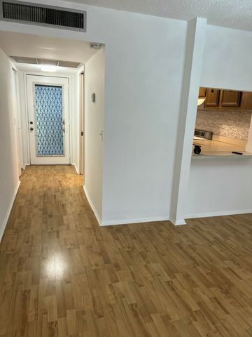 9470 Live Oak Place 204, Davie, FL 33324