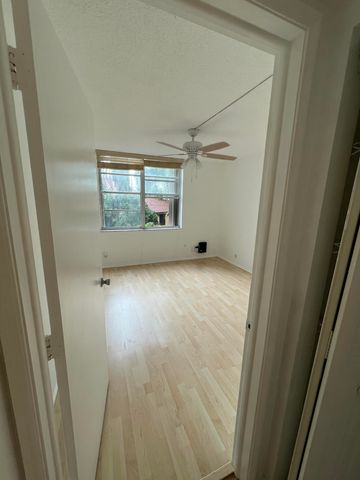 9470 Live Oak Place 204, Davie, FL 33324