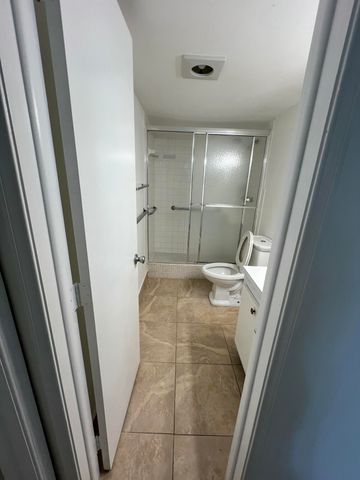 9470 Live Oak Place 204, Davie, FL 33324