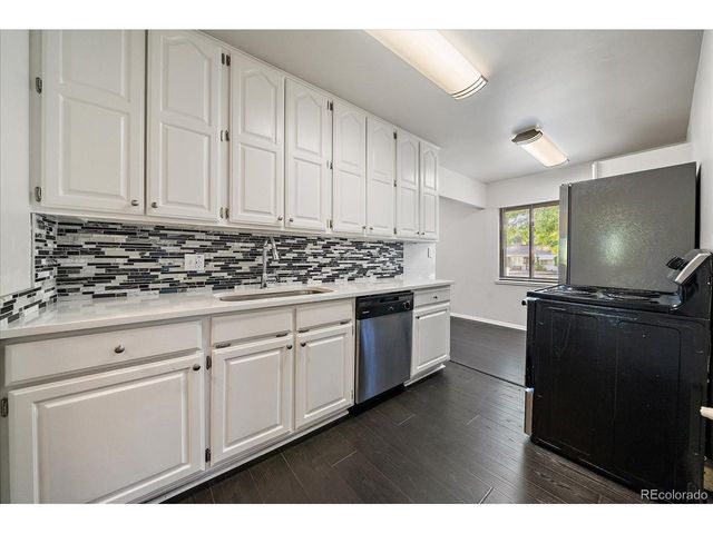 2865 S Fairfax St, Denver, CO 80222