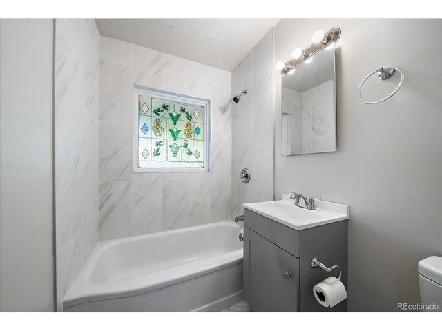 2865 S Fairfax St, Denver, CO 80222