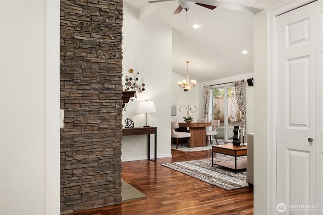 6203 144th Avenue NE, Redmond, WA 98052