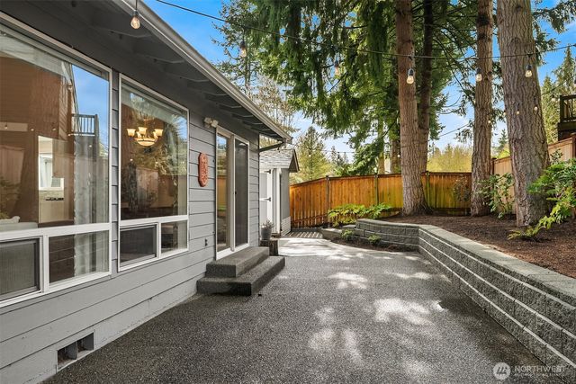 6203 144th Avenue NE, Redmond, WA 98052