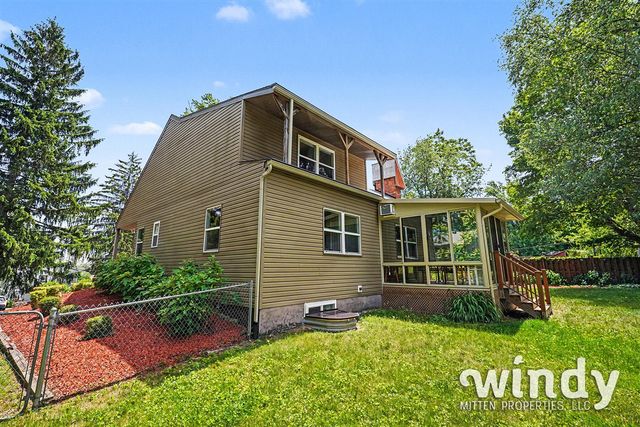 4936 Shoreview Drive, Coloma, MI 49038