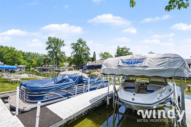 4936 Shoreview Drive, Coloma, MI 49038