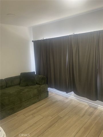 3319 Avalon 33, Jurupa Valley, CA 92509