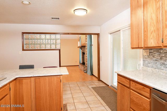 604 Hansen Avenue, Las Cruces, NM 88005