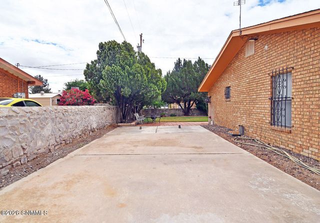 604 Hansen Avenue, Las Cruces, NM 88005
