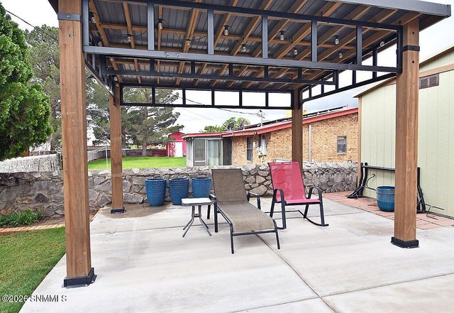 604 Hansen Avenue, Las Cruces, NM 88005