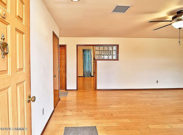 604 Hansen Avenue, Las Cruces, NM 88005