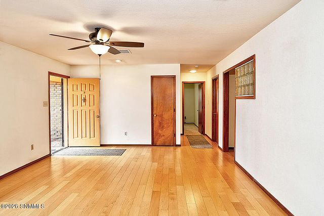 604 Hansen Avenue, Las Cruces, NM 88005