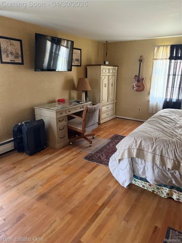 26023 Meadow Drive, Franklin Village, MI 48025