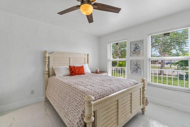 2233 Dock Street, West Palm Beach, FL 33401